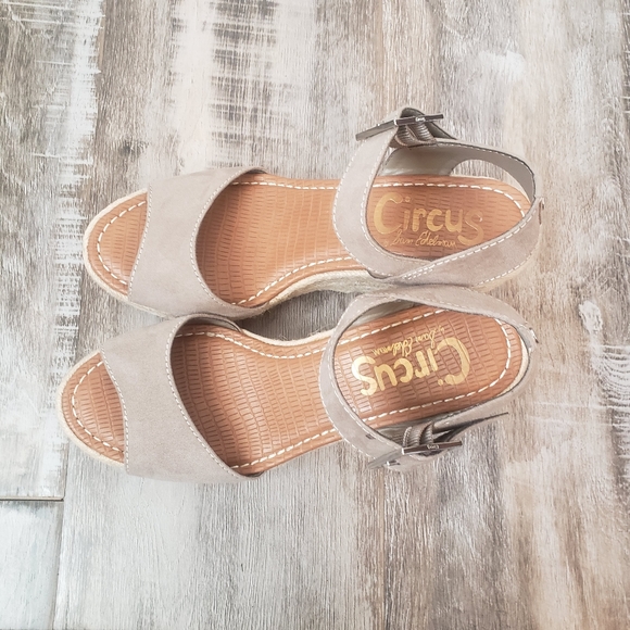 Circus by Sam Edelman Delilah Tan Wedge Espadrille Heel Size 8 - Picture 11 of 13